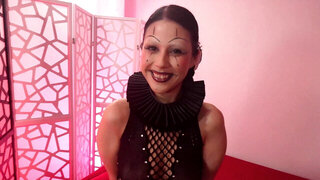 Lovely chick looks artsy in this blowjob video