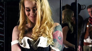 Girls with tight bodies fuck back in Wild West