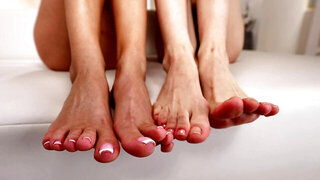 The sexy feet of Candee Licious and Dakota Dove