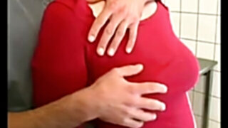 Crazy mom needs extreme penetrations