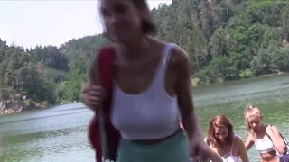 Girls show their hypnotic bounce during a road trip