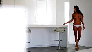 Pretty lady can't start her day without pussy caressing