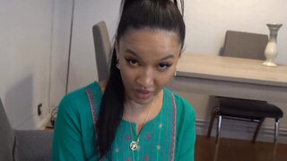 Sexy woman ends slutty oral perversions with strong facial