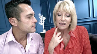 Stacked teacher lets him fuck her ancient pussy hard