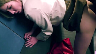 Hot lady from China bangs at the bar and loves big dicks