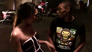 Bella Margo is filme dby her man while flashing at public places