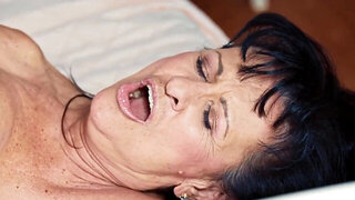 Mature lady sucking dick and cheating on her hubby