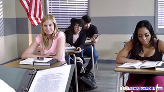 Tia Cyrus gives her prof a blowjob in front of classmates