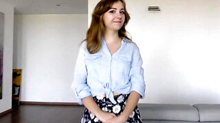 Slender babe is impaling herself in an audition vid