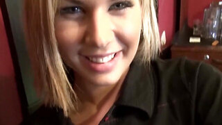 Bartender babe is going to suck and screw with passion
