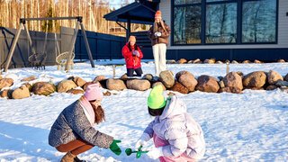 All girl winter fuck with the craziest orgasms you'll see