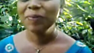Scorching indian Buxomy Tit Lady(unclothed ,DT to BOYFRIEND in Outdoor)