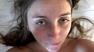 Adorable babe enjoying that vacationing fucking in POV