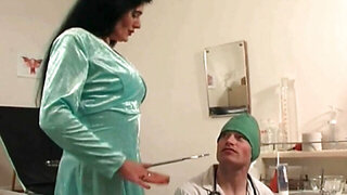 Granny gets fisted and rockets her coochie juices