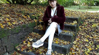 Cute 19-year-old goes a step beyond with her casting