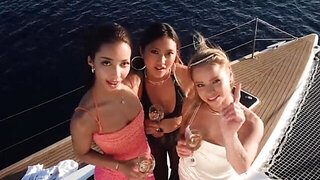 Bang at sea with girls who worship dick all the way