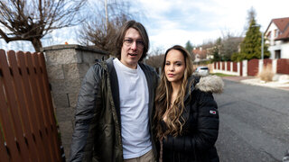 Dude getting cucked and has to watch the threesome