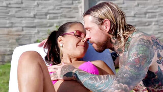 Tattooed man banging Apolonia Lapiedra from behind