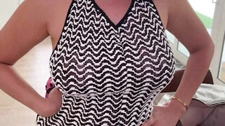 The stunning MILF Miss Raquel shown in point of view