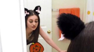 Cute girl with a nice Halloween get-up gets fucked in the ass