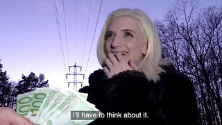 Bleached Italian babe wants to get fucked in the dark
