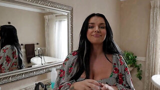 Payton Preslee looks hot with stepson's cock in her mouth