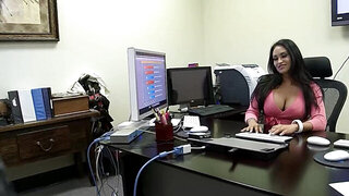 Breasty brunette Claudia Valentine wants hard cock