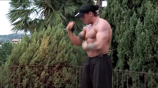 jade Kitty is going to fuck him while still in lingerie