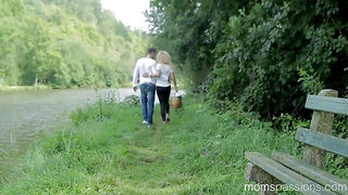 Romantic fuck on a picnic blanket