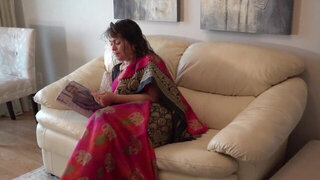 Mature Indian whore takes younger cock into mouth