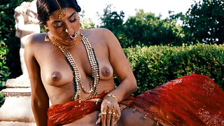 Dark Haired Indian Beauty Jerks Her Pussy By The Pool