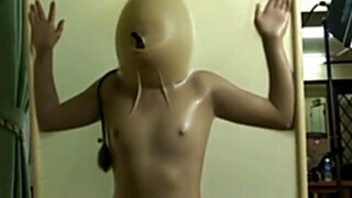 Vertical vacbed play