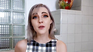 Teen blonde Jamie Jett gets pounded on a kitchen table