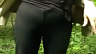 Bulgarian stud gets a HANDJOB in the park