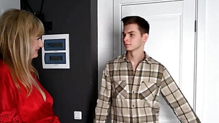 Chubby mature moves great but fucks even better on cam