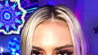 Handsome blonde Chloe Temple gets her twat filled up