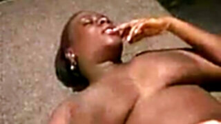 Throwback plumper Earthaquake & Chocolate......