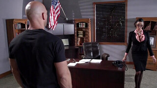 Hot thing that has glasses and some sexy curves is getting rammed