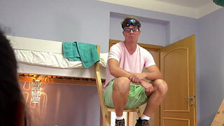 Middle-Eastern girl decides to join a freaky threesome