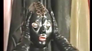 Rubberfucker ninas cut teil1