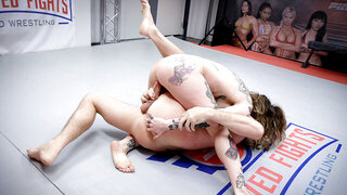 Cute babe with natural boobs eaten out and gives a BJ