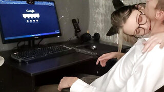 Girl's mouth gets bonked and filled with sperm