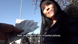 Crazy fit girl is going to get rammed with passion