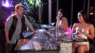 Madison Wilde manages to seduce the handsome bartender