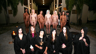 Bunch of horny chicks licking wet pussies outdoors