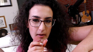 Lyra Lockhart shows her BJ skills after studying