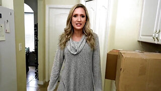 Stepmom showing her nice boobies in POV before the fuck