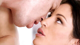 The hung lad Markus Dupree is dominating Kissa Sins
