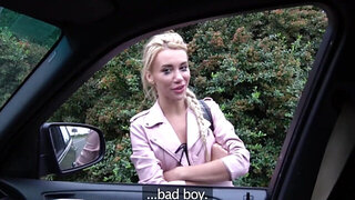 Cheating GF fucks a stranger to get creampied hard