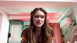 Fortuneteller hottie never saw  that hard cock coming